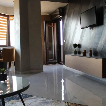 Nicola Apartment - Mamaia Nord