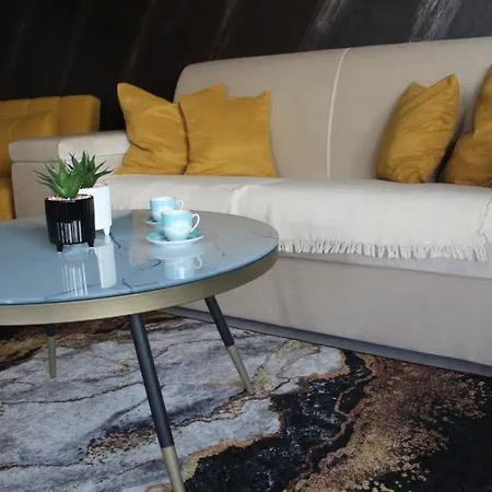 Nicola Apartment - Mamaia Nord